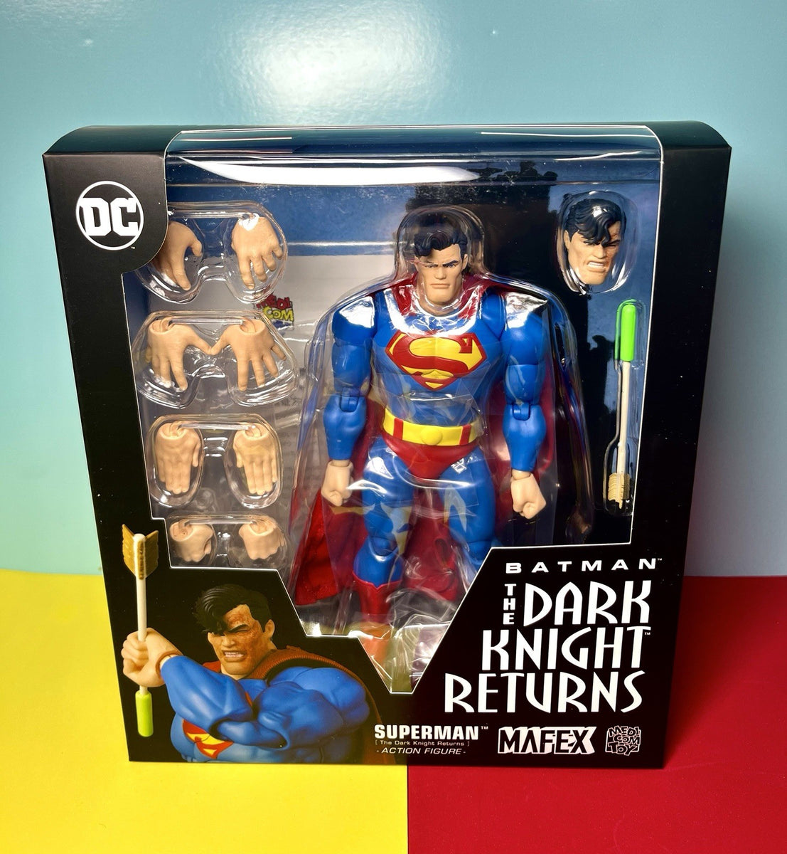 Medicom Toy Mafex - Batman: The Dark Knight Returns - SUPERMAN