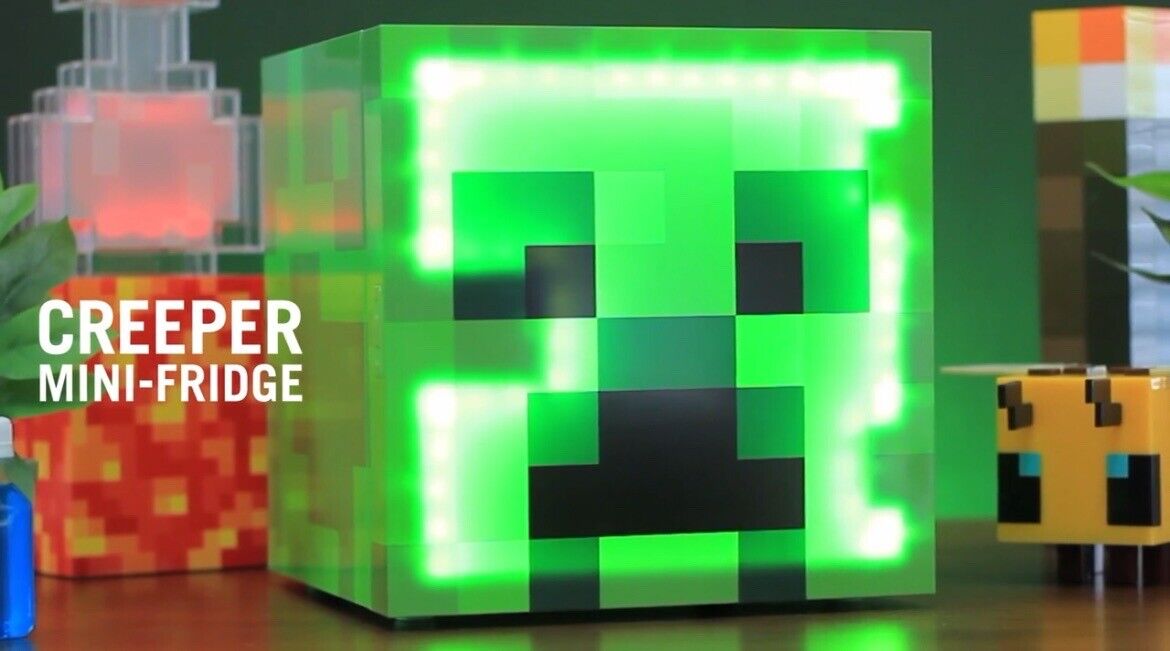 Minecraft Green Creeper Mini Fridge w/Ambient LED Lighting (6.7L, Up T –  Florida Toy Store