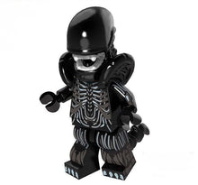 Load image into Gallery viewer, Mystery &amp; Horror Minifigures