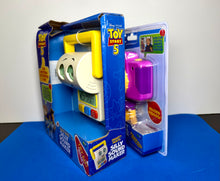 Load image into Gallery viewer, 2026 Disney Pixar Toy Story 5 - SMARTY PANTS &amp; SNAPPY DIGITAL CAMERA Figure 2pk