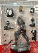 Load image into Gallery viewer, 2022 Kotobukiya Star Wars - Wrecker (The Bad Batch) 1/7 Scale Model Kit Figure