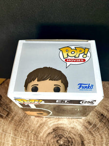 2022 Funko Pop! Movies- E.T. The Extra-Terrestrial - ELLIOTT (#1256) Figure