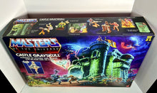 Load image into Gallery viewer, 2020 He-Man and the Masters Of The Universe Castle Grayskull Playset w Sorceress