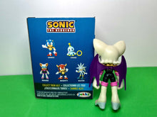 Load image into Gallery viewer, 2024 JAKKS Pacific- Sonic the Hedgehog Classic 2.5in Boxed Figure: ROUGE THE BAT