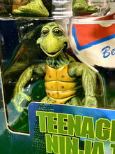 Load image into Gallery viewer, 2018 NECA Teenage Mutant Ninja Turtles (1990 Movie) - BABY TURTLE Accessory Set