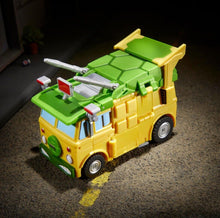 Load image into Gallery viewer, 2024 Hasbro Transformers X Teenage Mutant Ninja Turtles Mashup - PARTY WALLOP