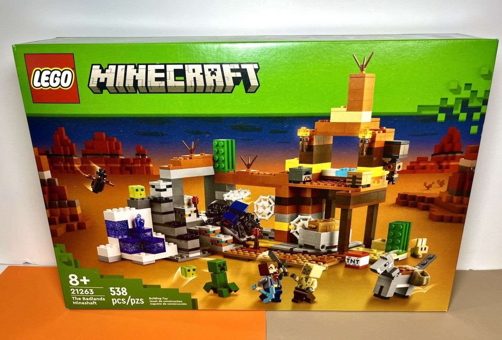 2024 LEGO Minecraft: The Badlands Mineshaft (#21263, 538pcs