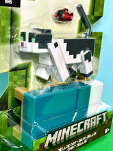 Load image into Gallery viewer, 2024 Minecraft 15th Anniversary Build-a-Portal Figure: JELLIE CAT (w/ Bed)