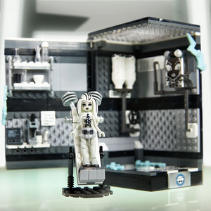 2024 Mattel Creations MEGA Construx - Monster High - FRANKIE STEIN’S BOO-K LAB