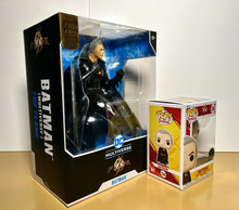 Load image into Gallery viewer, 2023 McFarlane DC - The Flash (Movie)- BATMAN MICHAEL KEATON 12in Statue &amp; Funko