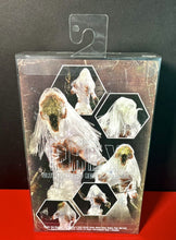 Load image into Gallery viewer, 2024 NECA SDCC Exclusive - PREY - Ultimate Camo Reveal PREDATOR Action Figure
