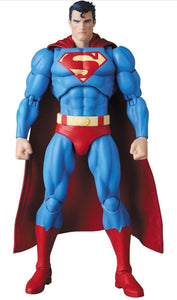 Medicom Toy Mafex- SUPERMAN Action Figure (Batman: HUSH Ver No.117)