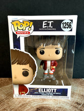 Load image into Gallery viewer, 2022 Funko Pop! Movies- E.T. The Extra-Terrestrial - ELLIOTT (#1256) Figure