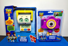 Load image into Gallery viewer, 2026 Disney Pixar Toy Story 5 - SMARTY PANTS &amp; SNAPPY DIGITAL CAMERA Figure 2pk