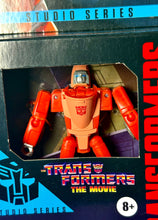 Load image into Gallery viewer, 2022 Hasbro - Transformers: The Movie (1986) - Autobot WHEELIE Mini Figure