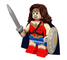 Load image into Gallery viewer, DC Comics Super Heroes Minifigures
