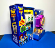 Load image into Gallery viewer, 2026 Disney Pixar Toy Story 5 - SMARTY PANTS &amp; SNAPPY DIGITAL CAMERA Figure 2pk