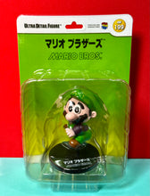 Load image into Gallery viewer, 2015 Ultra Detail Figure Series 2 - LUIGI Figure (No. 199, Super Mario Bros.)