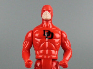 1996 ToyBiz Marvel Hall Of Fame Action Figure: DAREDEVIL (w/ Grappling Hook)