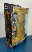 Load image into Gallery viewer, 2021 McFarlane Toys Platinum Edition Warhammer 40,000 Figure: NECRON WARRIOR