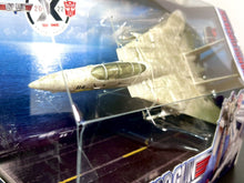 Load image into Gallery viewer, 2022 Hasbro - Transformers Collaborative: Top Gun Mash-Up MAVERICK Action Figure