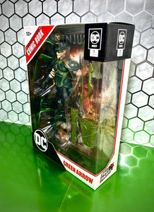 2022 McFarlane Toys - DC Direct Page Punchers - GREEN ARROW w/ Injustice 2 Comic