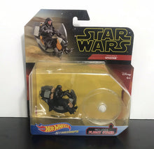 Load image into Gallery viewer, 2018 HOT WHEELS STARSHIPS | STAR WARS: DARTH MAUL&#39;S SPEEDER w/ STAND