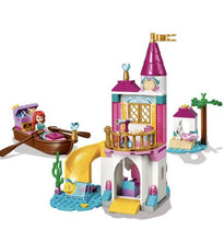 Load image into Gallery viewer, 2019 LEGO Disney -  Ariel&#39;s Seaside Castle - 115 Pieces (#41160)