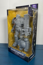 Load image into Gallery viewer, 2021 McFarlane Toys Warhammer 40,000 Figure: PRIMARY SPACE MARINE HELLBLASTER