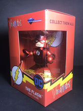 Load image into Gallery viewer, 2018 DC COMICS DIAMOND SELECT TOYS THE FLASH VINIMATE 4&quot; VINYL FIGURE