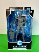 Load image into Gallery viewer, 2022 McFarlane DC Multiverse Figure- Injustice 2- GREEN ARROW (PLATINUM VARIANT)
