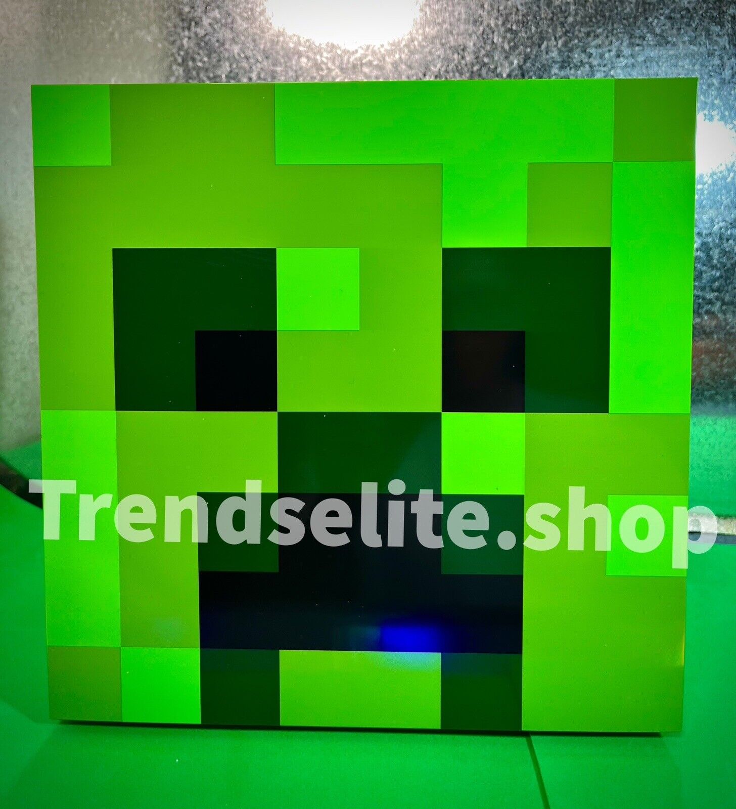 Minecraft Green Creeper Mini Fridge w/Ambient LED Lighting (6.7L