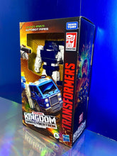 Load image into Gallery viewer, 2021 Hasbro Transformers Kingdom War for Cybertron Trilogy Figure: AUTOBOT PIPES