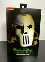 Load image into Gallery viewer, NECA Teenage Mutant Ninja Turtles (1990) | Ultimate Casey Jones 7” Action Figure
