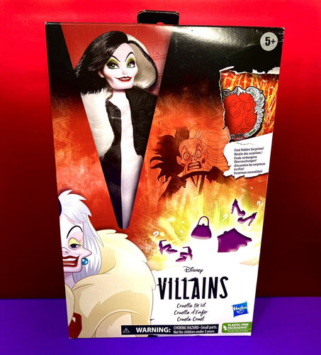 2022 Hasbro Disney Villains - CRUELLA DE VIL Fashion Doll