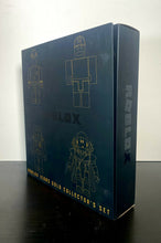 Load image into Gallery viewer, Jazwares Roblox Icons 15th Anniversary Gold Collector’s Set w/ Virtual Item Code