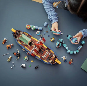 2022 LEGO CREATOR: Viking Ship and the Midgard Serpent (31132)