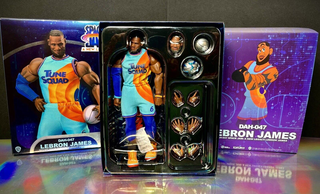 Beast Kingdom Dynamic 8-ction: LEBRON JAMES (Space Jam: A New Legacy) DAH-047