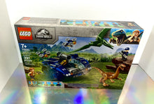 Load image into Gallery viewer, 2020 LEGO Jurassic World -  Gallimimus and Pteranodon Breakout (75940) - 391 pcs
