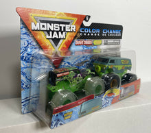 Load image into Gallery viewer, 2020 Monster Jam Color Change 2-Pack: GRAVE DIGGER &amp; MYSTERY MACHINE