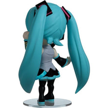 Load image into Gallery viewer, 2022 YouTooz - HATSUNE MIKU (#370) Vinyl Figure