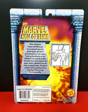 Load image into Gallery viewer, 1996 ToyBiz Marvel Hall Of Fame Action Figure: DAREDEVIL (w/ Grappling Hook)