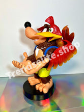 Load image into Gallery viewer, 2023 Cable Guys BANJO-KAZOOIE Deluxe Mobile and Controller Holder