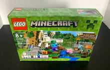 Load image into Gallery viewer, 2016 LEGO Minecraft The Iron Golem (21123)