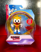 Load image into Gallery viewer, 2022 JAKKS Pacific Sonic The Hedgehog Figure: CLASSIC RAY (w/ Chaos Emerald)