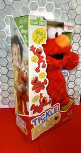 2016 Hasbro - Sesame Street -  TICKLE ME ELMO Talking Interactive Plush Toy