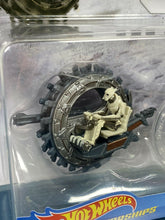 Load image into Gallery viewer, 2021 Hot Wheels Starships - Star Wars: GENERAL GRIEVOUS’ WHEEL BIKE (w/ Stand)