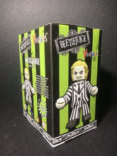 Load image into Gallery viewer, Diamond Select Toys Beetlejuice Betelgeuse Vinimate Vinyl Figure