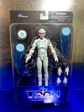 Load image into Gallery viewer, 2021 Diamond Select Toys - Tron - TRON (Series 1) Action Figure