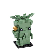 Load image into Gallery viewer, NIB LEGO 40367 Brickheadz Statue Of Lady Liberty 153 Pieces Ages 10+ Sealed